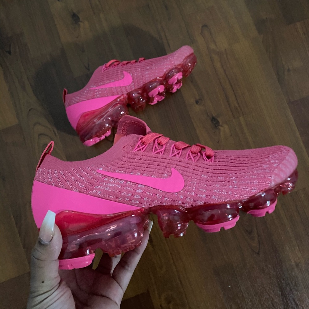 Nike Air Vapormax Flyknit 3 Triple Pink